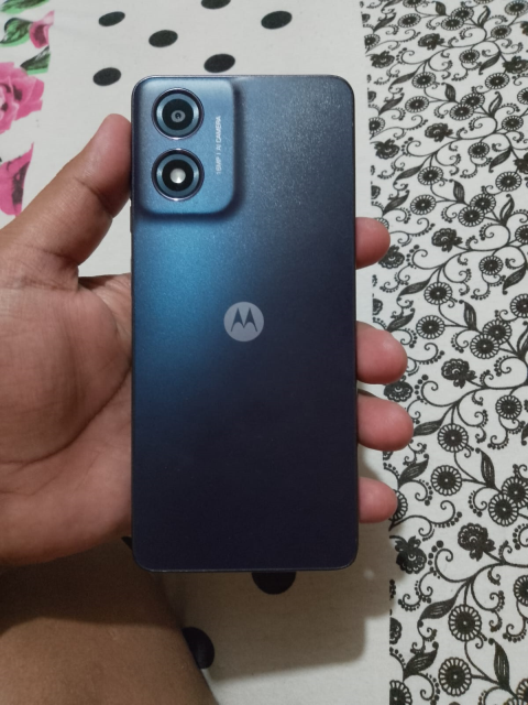 Vendo moto g 04